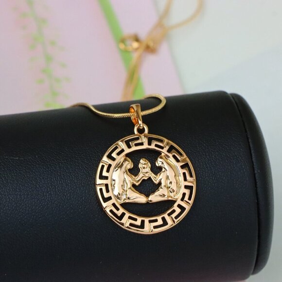 "Zodiac Twins Rose Gold Pendant with Polished Circular Frame Design, XPPT1330 - Picture 7 of 13